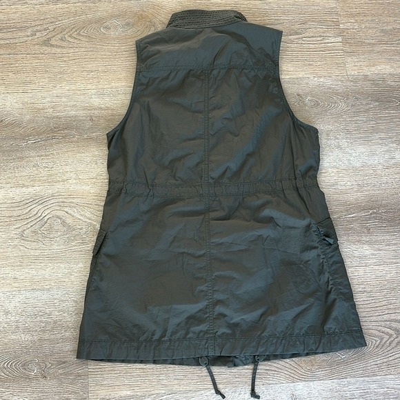 Rare Eileen Fisher Tech Utility Nylon Olive Green Vest Jacket Women's Medium - Picture 3 of 16